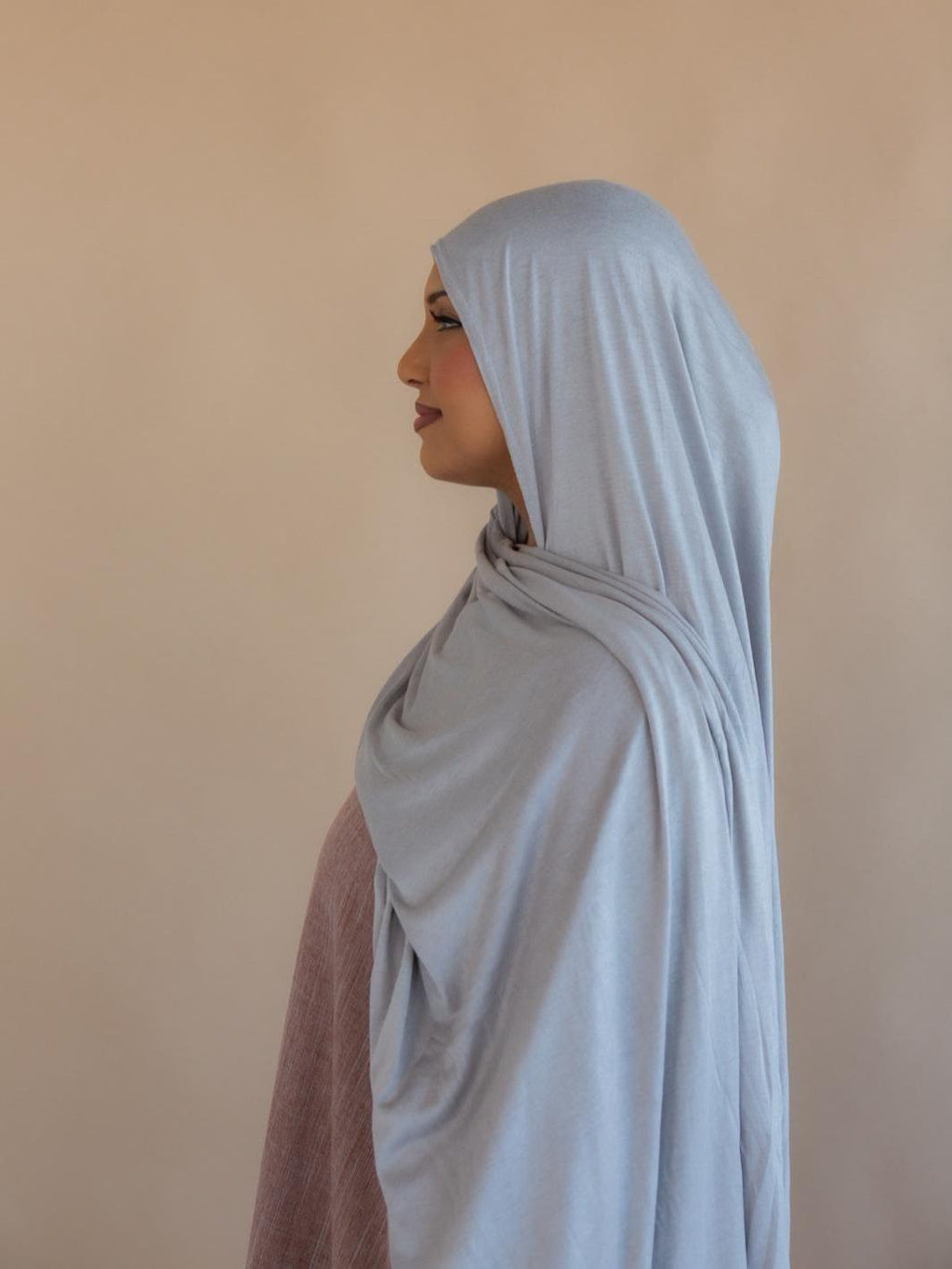 Noorah Wear Premium Double Stitched Jersey Hijab – Soft Stretch Non-Slip Fabric – Lightweight & Breathable Everyday Scarf for Women – Available in 6 Colours – 180x70cm